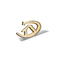 Yiwu Factory Custom Zink Legierung Gravures Brand Logo attraktive Metall -Tags für Kleidungsabzeichen Pin